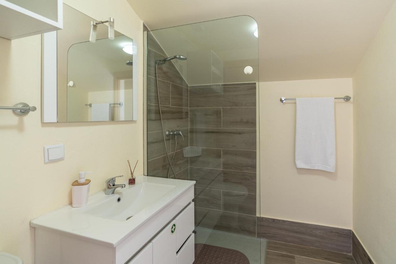 Quinta Frizado Apartment Prazeres Luaran gambar